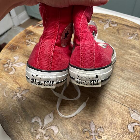 Converse All Star Womens 6 Mens 4 Red Hi Top Lace Up Shoes Sneakers Casual - Picture 3 of 7